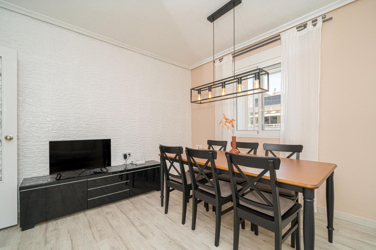 Casa Terra: Apartment 50 Meters From The Beach Torrevieja Esterno foto