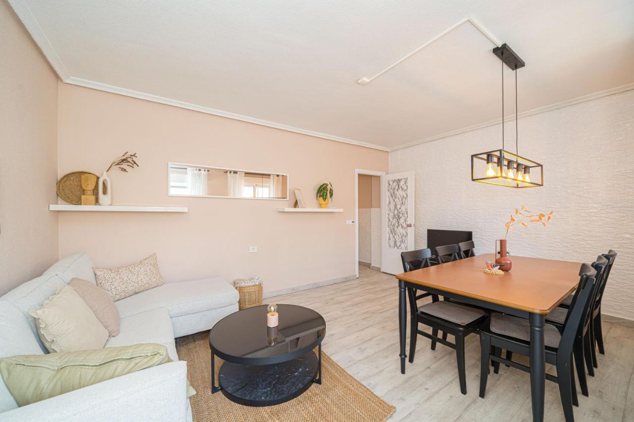 Casa Terra: Apartment 50 Meters From The Beach Torrevieja Esterno foto