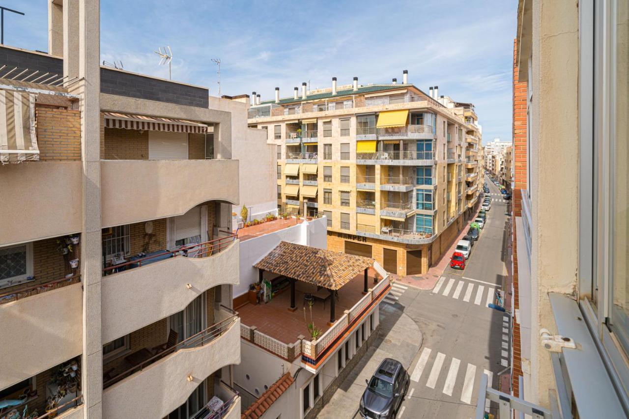 Casa Terra: Apartment 50 Meters From The Beach Torrevieja Esterno foto