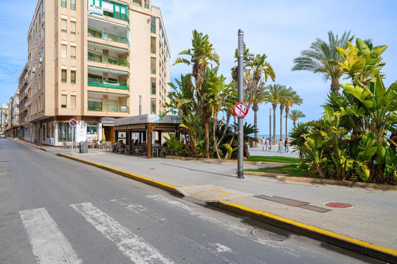 Casa Terra: Apartment 50 Meters From The Beach Torrevieja Esterno foto